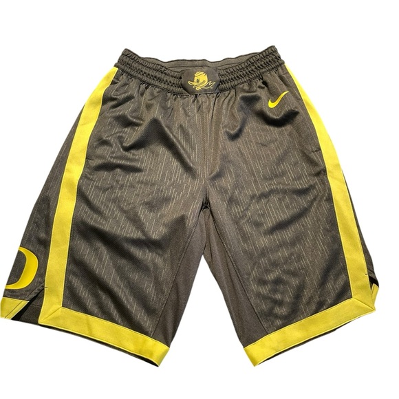 Oregon ducks Nike basketball mens M shorts - Picture 1 of 4